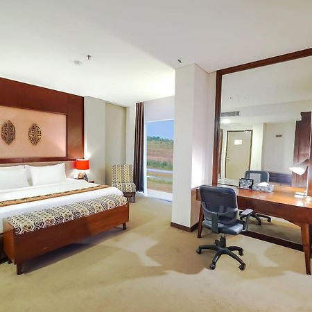 Grand Tjokro Hotel Balikpapan Buitenkant foto