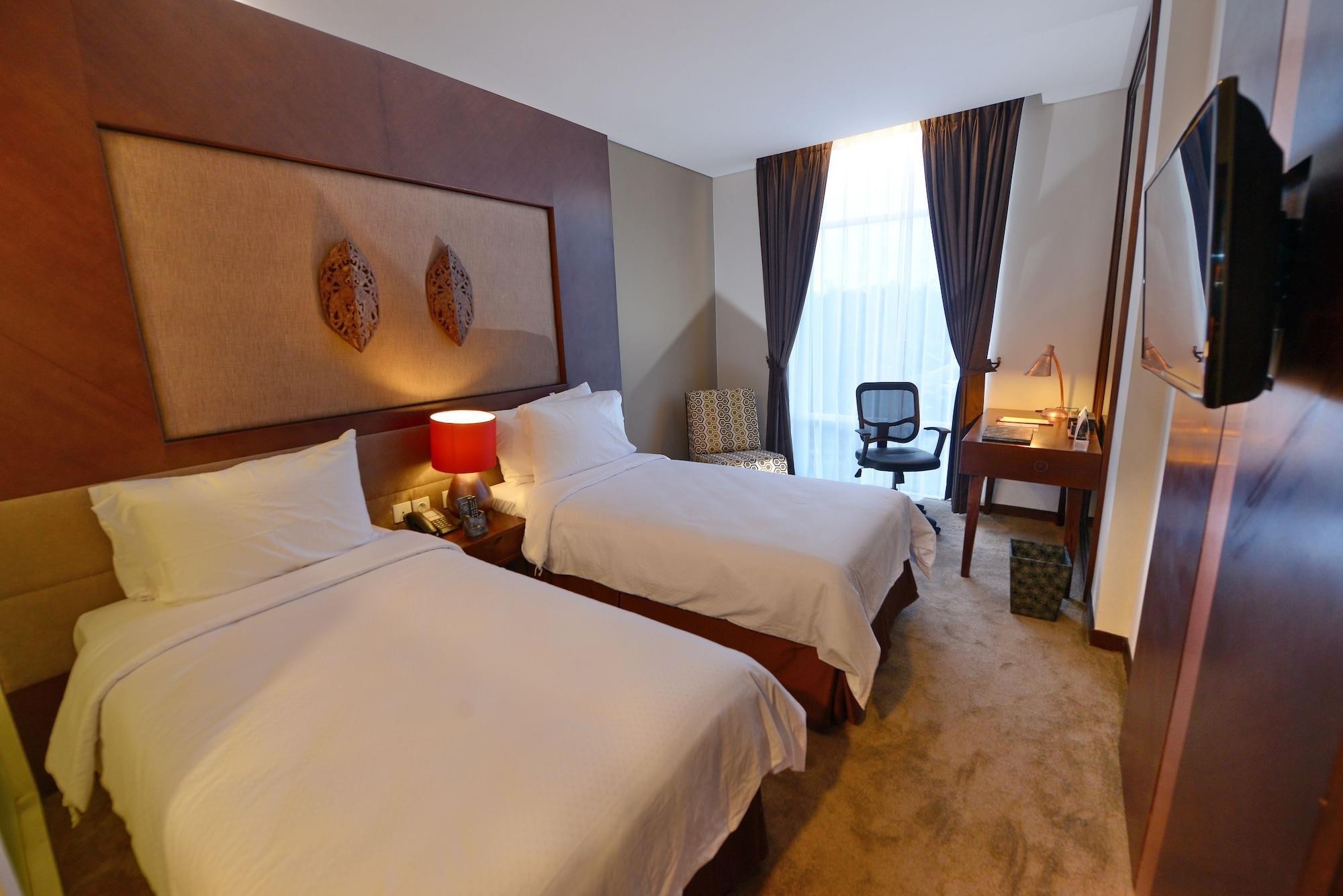 Grand Tjokro Hotel Balikpapan Buitenkant foto