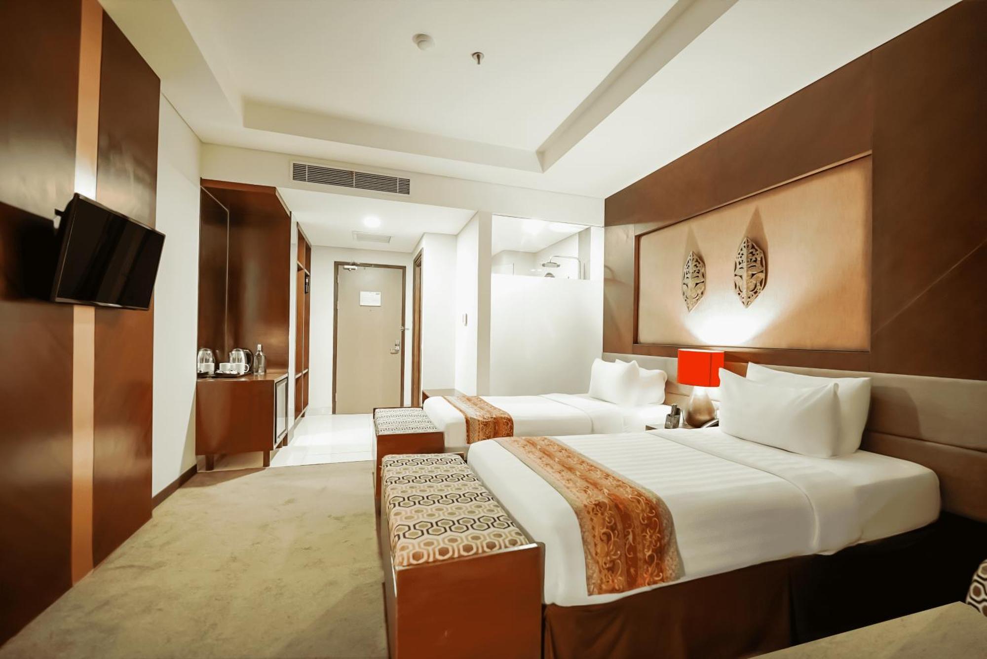 Grand Tjokro Hotel Balikpapan Buitenkant foto