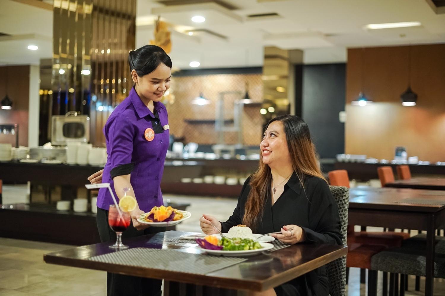 Grand Tjokro Hotel Balikpapan Buitenkant foto