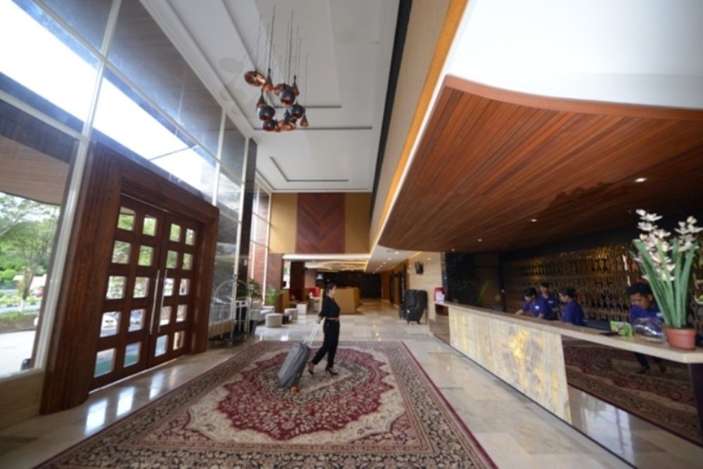 Grand Tjokro Hotel Balikpapan Buitenkant foto