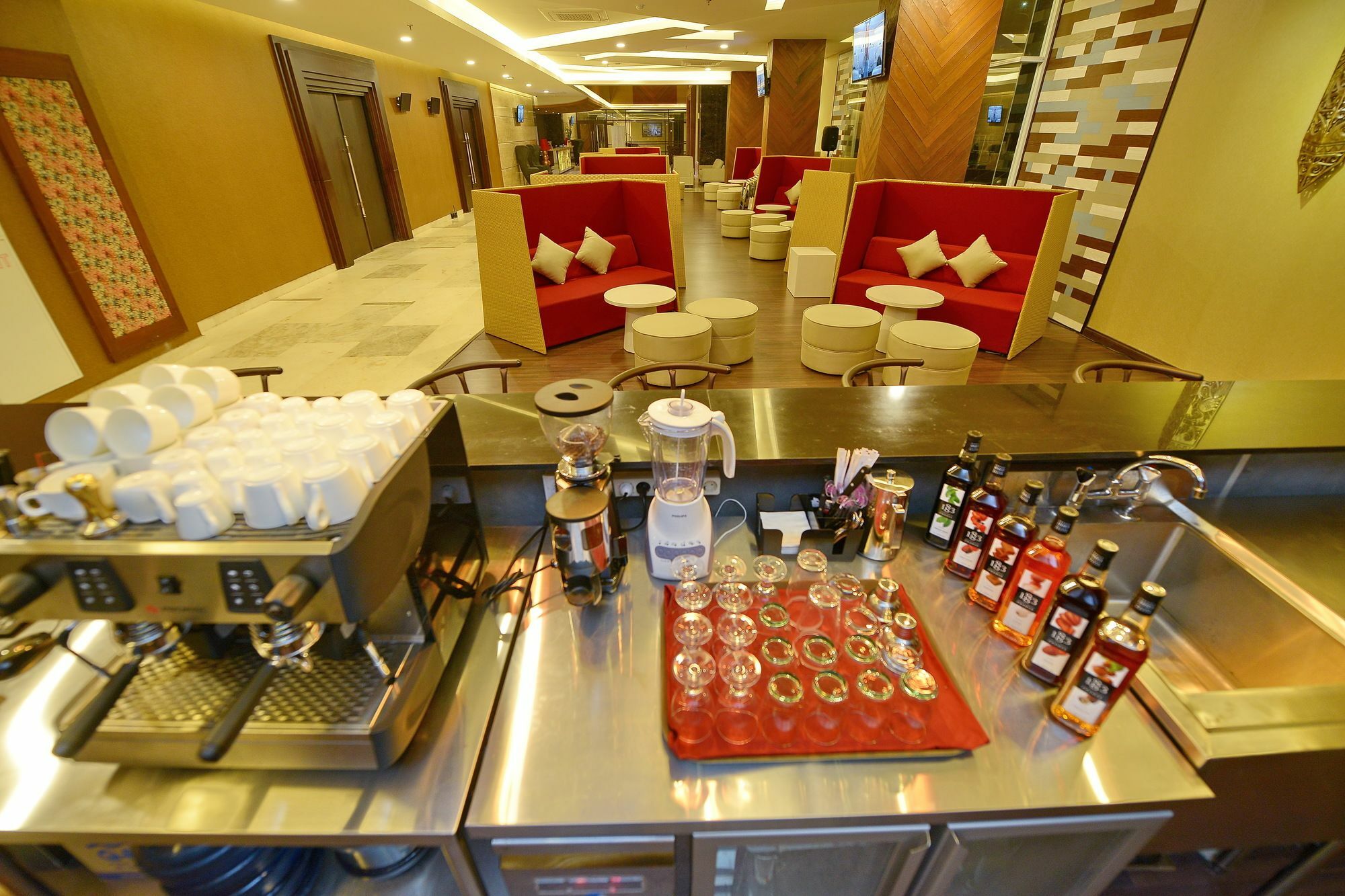 Grand Tjokro Hotel Balikpapan Buitenkant foto